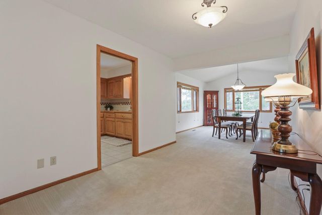 518 Rolls Road, New Brighton, MN 55112