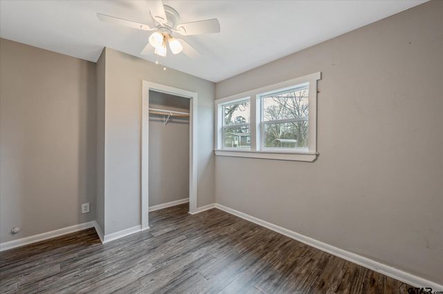 501 S Railroad St, Troup, TX 75789