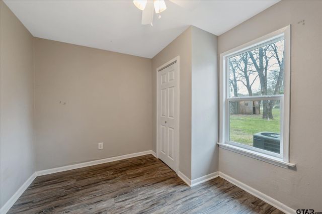 501 S Railroad St, Troup, TX 75789