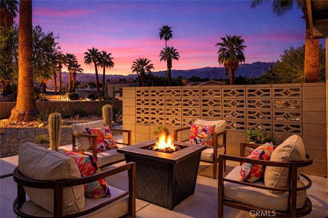 2020 Lawrence Street, Palm Springs, CA 92264