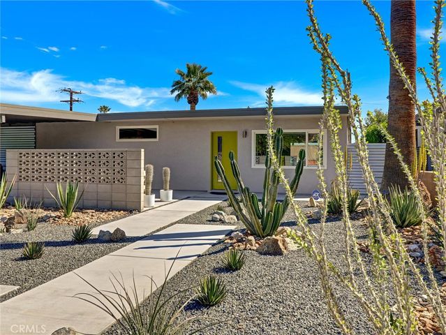 2020 Lawrence Street, Palm Springs, CA 92264