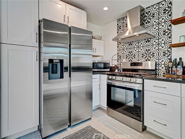 2020 Lawrence Street, Palm Springs, CA 92264