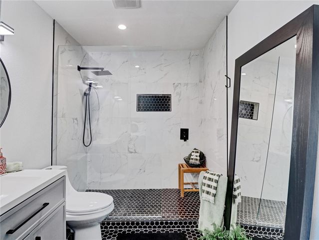 2020 Lawrence Street, Palm Springs, CA 92264