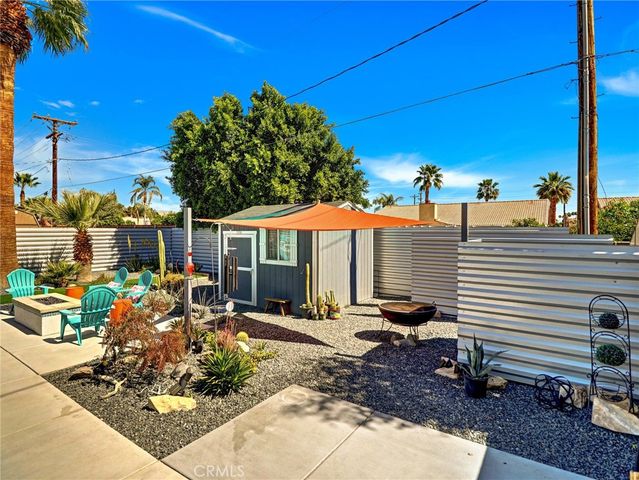 2020 Lawrence Street, Palm Springs, CA 92264
