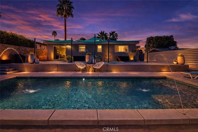 2020 Lawrence Street, Palm Springs, CA 92264