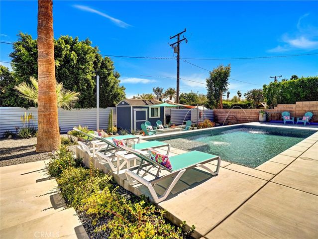 2020 Lawrence Street, Palm Springs, CA 92264