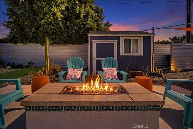 2020 Lawrence Street, Palm Springs, CA 92264