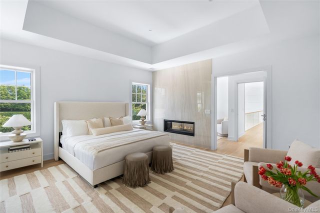 100 Narrow Lane, Southampton, NY 11968