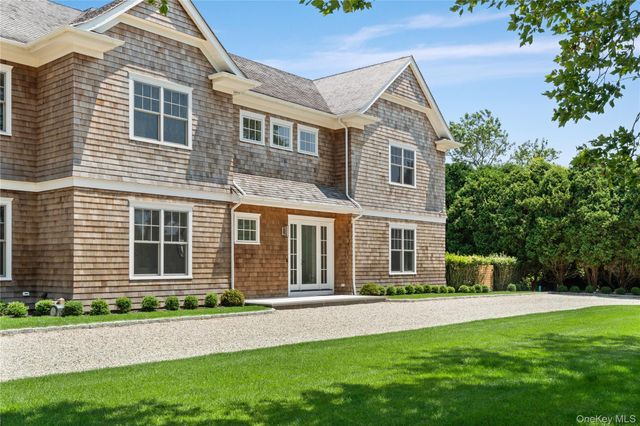 100 Narrow Lane, Southampton, NY 11968