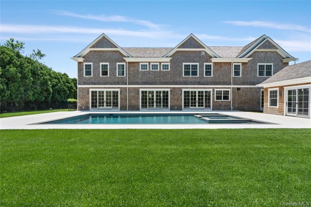 100 Narrow Lane, Southampton, NY 11968