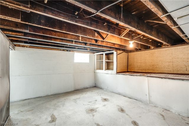 15413 Raymond Street, Maple Heights, OH 44137