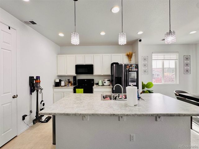 21073 E Tufts Avenue, Aurora, CO 80015