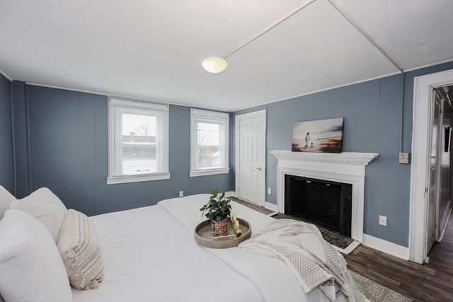 59 Lancaster St, Leominster, MA 01453