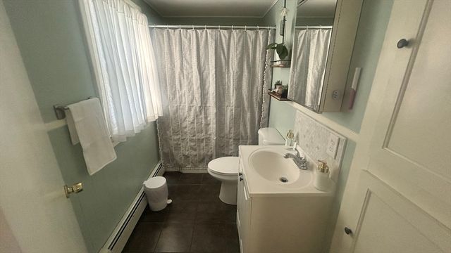 59 Lancaster St, Leominster, MA 01453