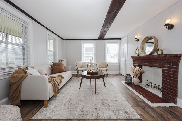 59 Lancaster St, Leominster, MA 01453