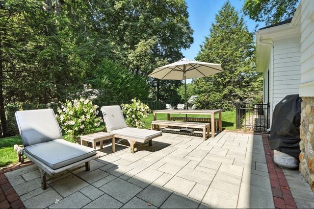15 Winthrop Road, Lexington, MA 02421
