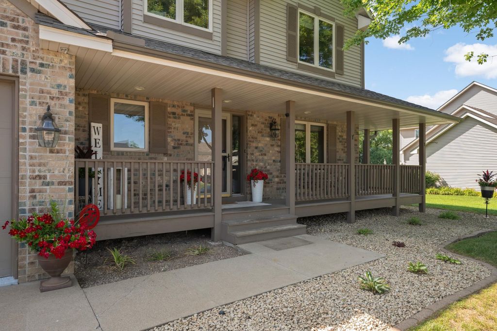 20511 Islandview Circle, Lakeville, MN 55044 — photo 2