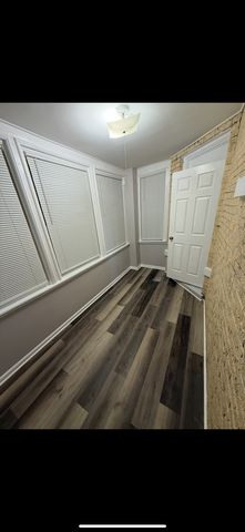 4514 N Springfield Avenue, Chicago, IL 60625