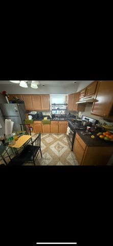 4514 N Springfield Avenue, Chicago, IL 60625