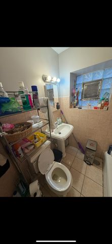 4514 N Springfield Avenue, Chicago, IL 60625