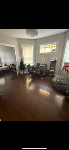 4514 N Springfield Avenue, Chicago, IL 60625