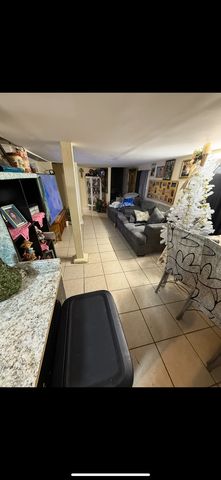 4514 N Springfield Avenue, Chicago, IL 60625