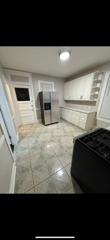 4514 N Springfield Avenue, Chicago, IL 60625