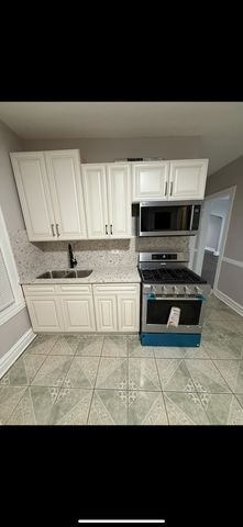 4514 N Springfield Avenue, Chicago, IL 60625