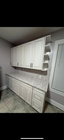 4514 N Springfield Avenue, Chicago, IL 60625