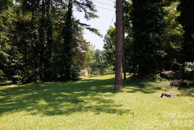 829 Rawlinson Road, Rock Hill, SC 29732