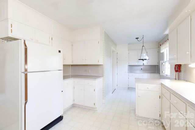 829 Rawlinson Road, Rock Hill, SC 29732