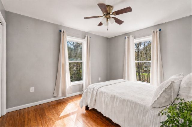 25 Magnolia Ave, Manchester, MA 01944