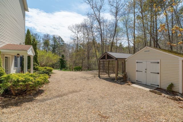 25 Magnolia Ave, Manchester, MA 01944