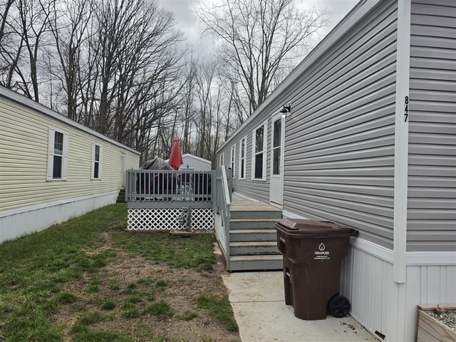 847 Apple Tree Court, Walker, MI 49534