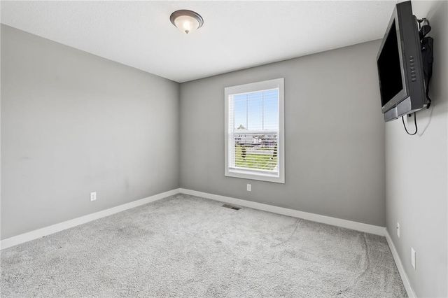 1901 Verbena Avenue, Greenwood, MO 64034