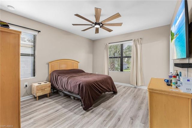 1682 Lake Jessup CIR, Cape Coral, FL 33909