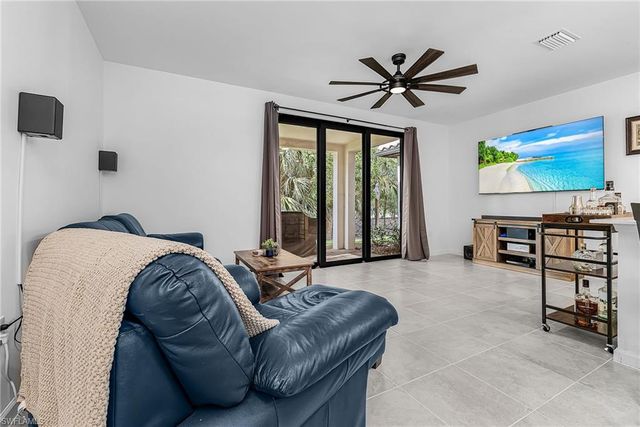 1682 Lake Jessup CIR, Cape Coral, FL 33909