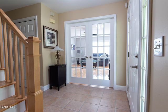618 Stark Terrace, Milton, NY 12020