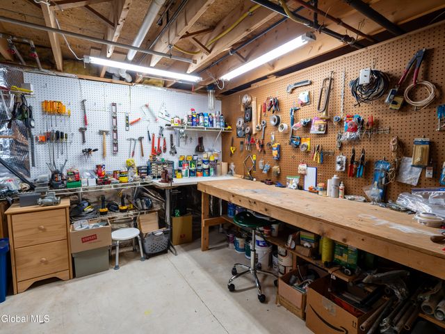 618 Stark Terrace, Milton, NY 12020