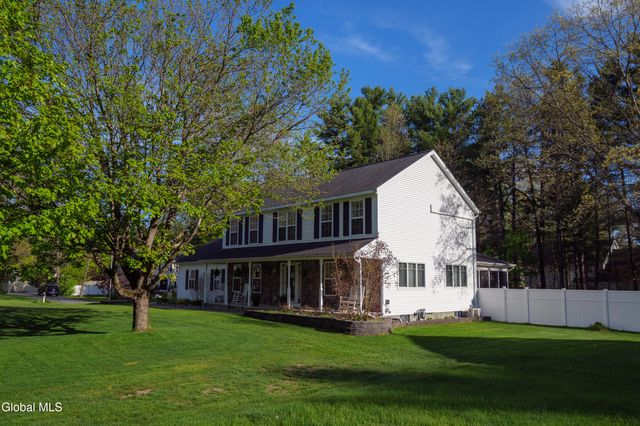 618 Stark Terrace, Milton, NY 12020