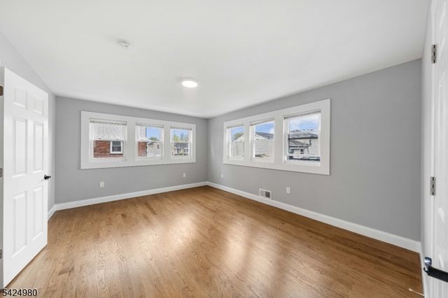 859 Dewey St, Union Twp., NJ 07083