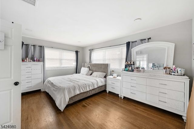 859 Dewey St, Union Twp., NJ 07083