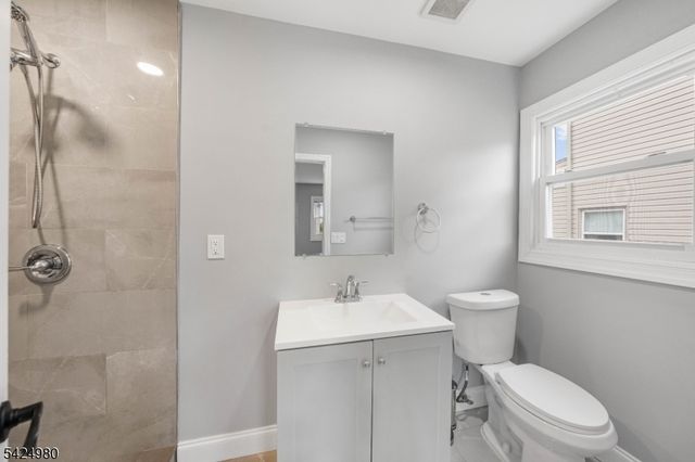 859 Dewey St, Union Twp., NJ 07083