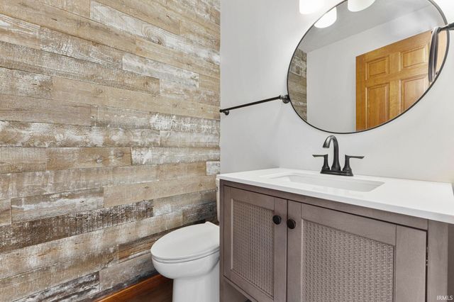 10832 Lone Eagle Way, Fort Wayne, IN 46845