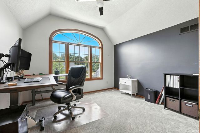 10832 Lone Eagle Way, Fort Wayne, IN 46845