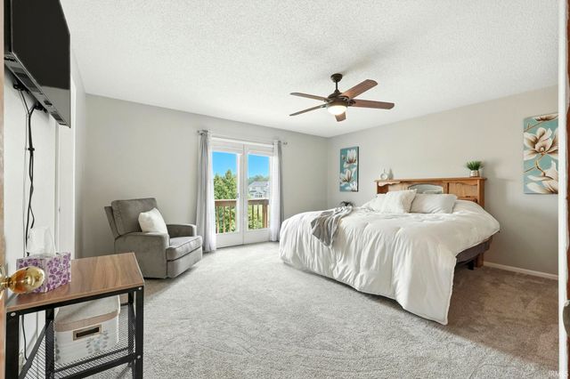 10832 Lone Eagle Way, Fort Wayne, IN 46845