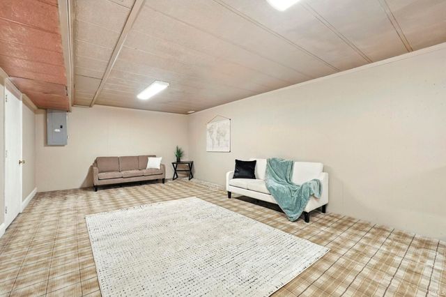 10832 Lone Eagle Way, Fort Wayne, IN 46845