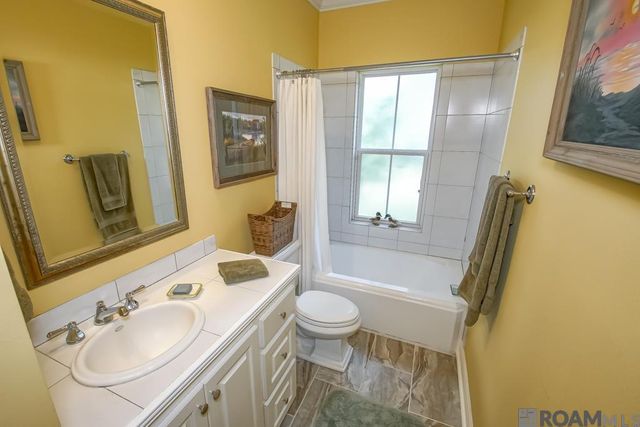 7214 C Jones Ln, Denham Springs, LA 70706