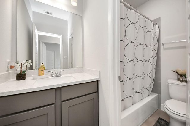 9811 Magnolia Estates Lane, Manvel, TX 77578