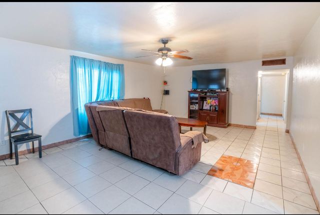 790 Rose Lane, Porterville, CA 93257